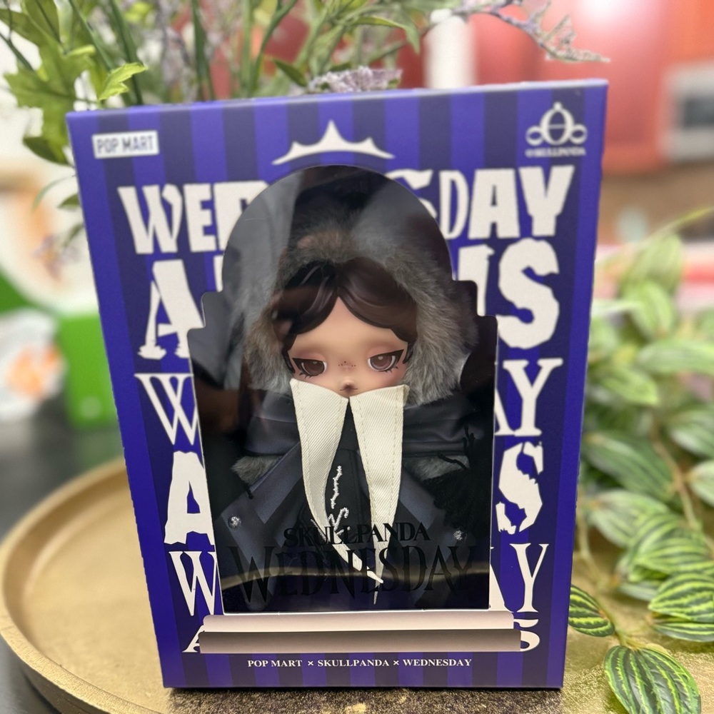 Pop Mart Skullpanda Wednesday Figure